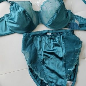 Bra and matching panties